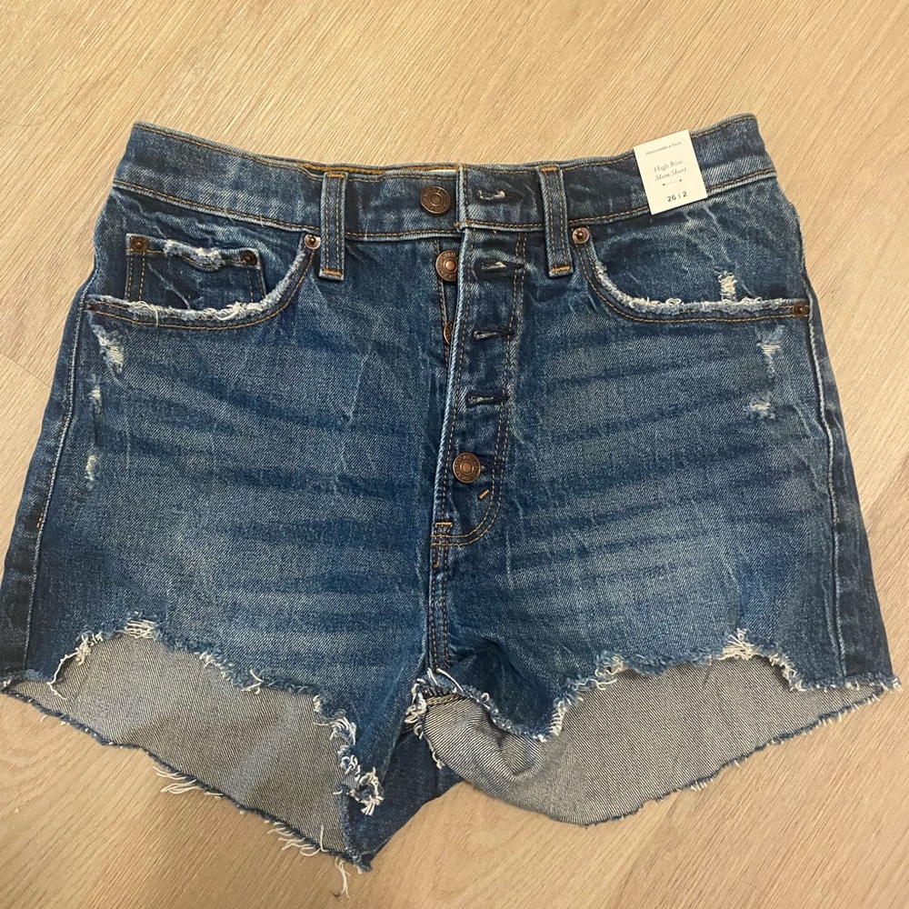 High rise Abercrombie shorts